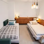 Charming Rooftop Apartamento *